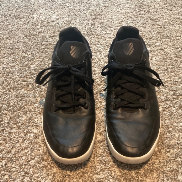 Mens KSwiss court style black leather sneaker size 11 - Picture 3 of 5